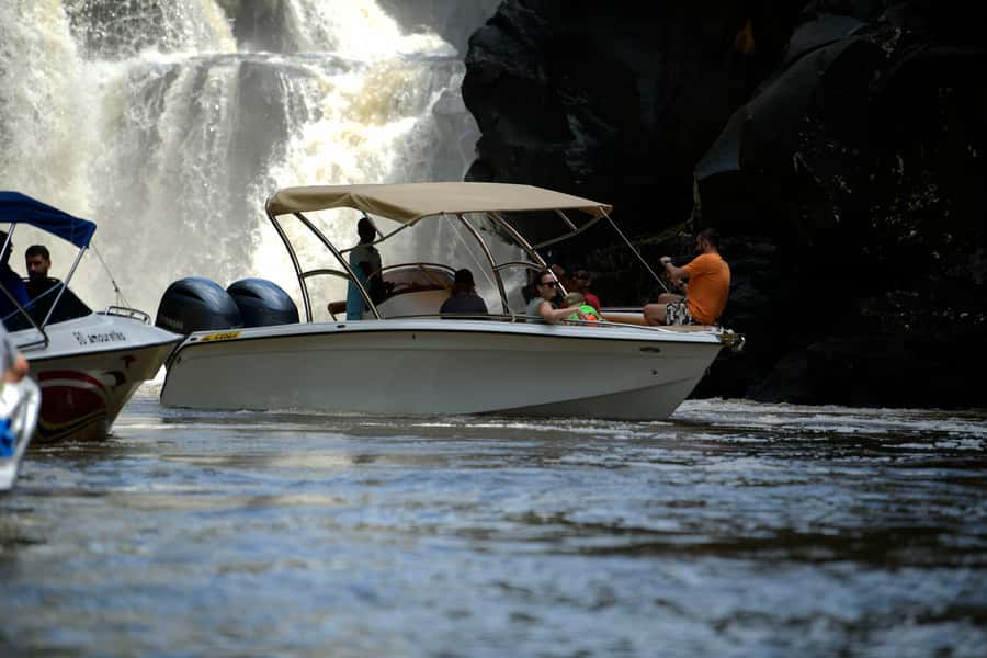 5 Islands Speedboat Cruise, Snorkeling + Lunch & Open Bar - Starting at Trou d’Eau Douce at 8:30