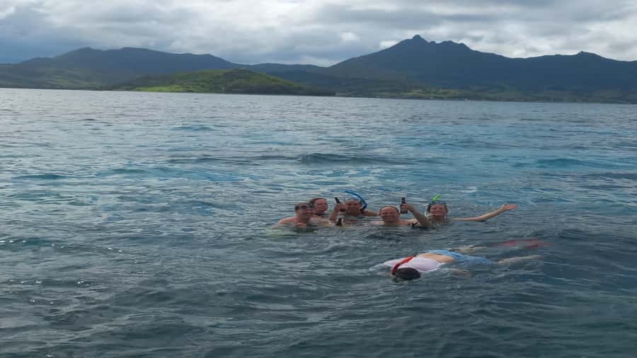 5 Islands Speedboat w/Snorkeling Sea Turtle + Lunch & Drinks - Starting at Trou d’Eau Douce before the speedboat run