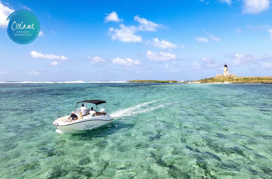 5 islands tour: New Private OCÉANE Speedboat - Why choose a private speedboat from Pointe Maurice