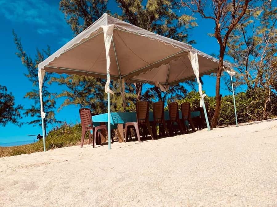 Blue bay: boat trip for ile au cerf (5 islands, barbecue) - Meeting Near Blue Bay Marine Park