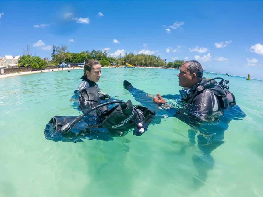 Blue Bay: LEARN TO DIVE TODAY with CORAL DIVING Team - Key details before you book