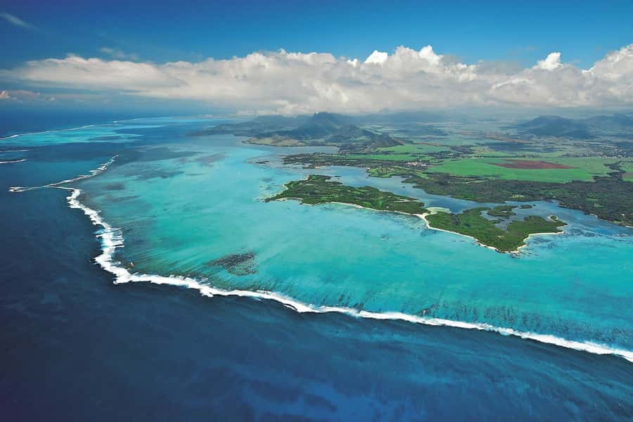 Catamaran cruise to Ile aux Cerfs from Pointe Jerome - What to pack for this catamaran day