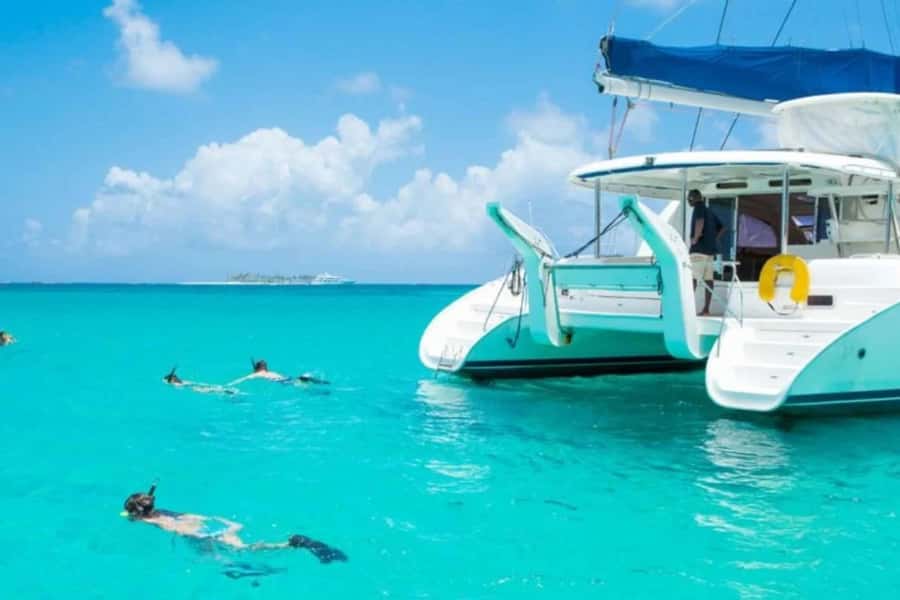 Catamaran trip to Ile Aux Cerfs With Two Way Transportation - Key points to know before booking