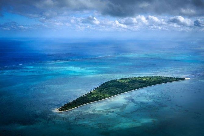 Dolphin Encounters, Ile aux Benitier & Crystal rock: Full-Day (Lunch & Transfer) - Reaching Flic en Flac and Tamarin by road