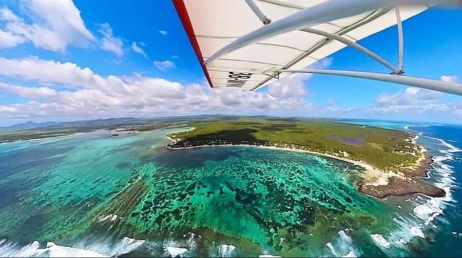 East Coast Mauritius Private Scenic Seaplane Tour - What a private flight changes