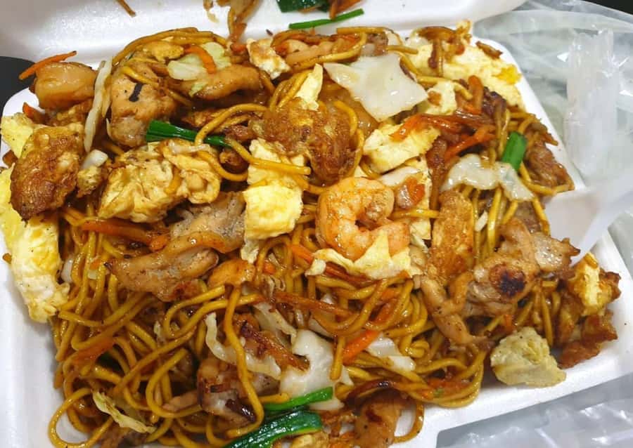 Flavors of Port Louis: Guided Food Tasting Tour with a Local - A compact itinerary with room for conversation