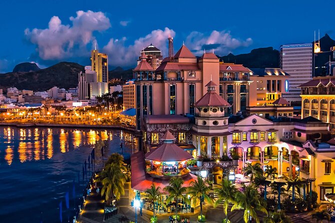 Food Tasting & Market Shopping: Private Guided Tour in PORT LOUIS - The Blue Penny Museum in 40 minutes