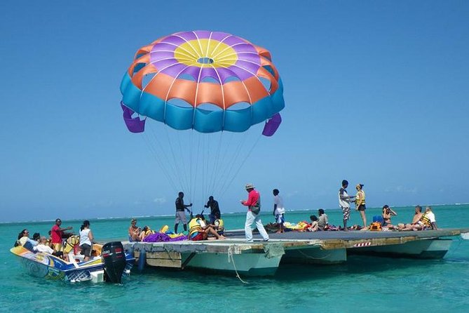 Full-Day At Ile Aux Cerf: Speed Boat, GRSE, Lunch On A Private Island & Transfer - Cruising to Grand River South East Waterfalls