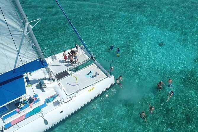 Full Day Catamaran Cruise on shared basis to Bénitiers Island - Snorkeling in the open lagoon
