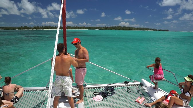 Full-Day Catamaran Cruise to Île aux Cerfs with BBQ Lunch - The snorkeling stop before the island