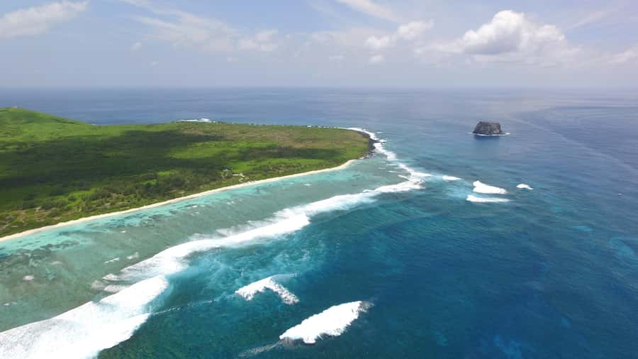 Full Day Catamaran Luxury Cruise to Northern Islands w Lunch - What to bring for a smoother day