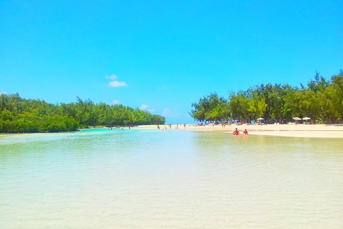 Full Day Ile aux Cerfs Speedboat Trip With Hotel Transfers (Private or Shared) - What this Ile aux Cerfs day is really like