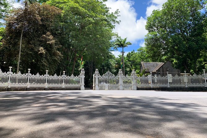 Full Day Private custom Tour with Drive-Guide in Mauritius - Food, drinks, entry fees, and other extra costs