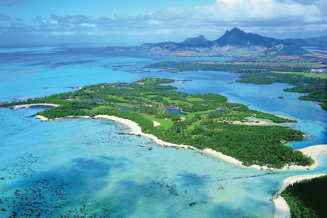 Full Day Shared Speed Boat in Ile Aux Cerfs Lunch & Transfer incl - Group size, timing, and the pace of the day