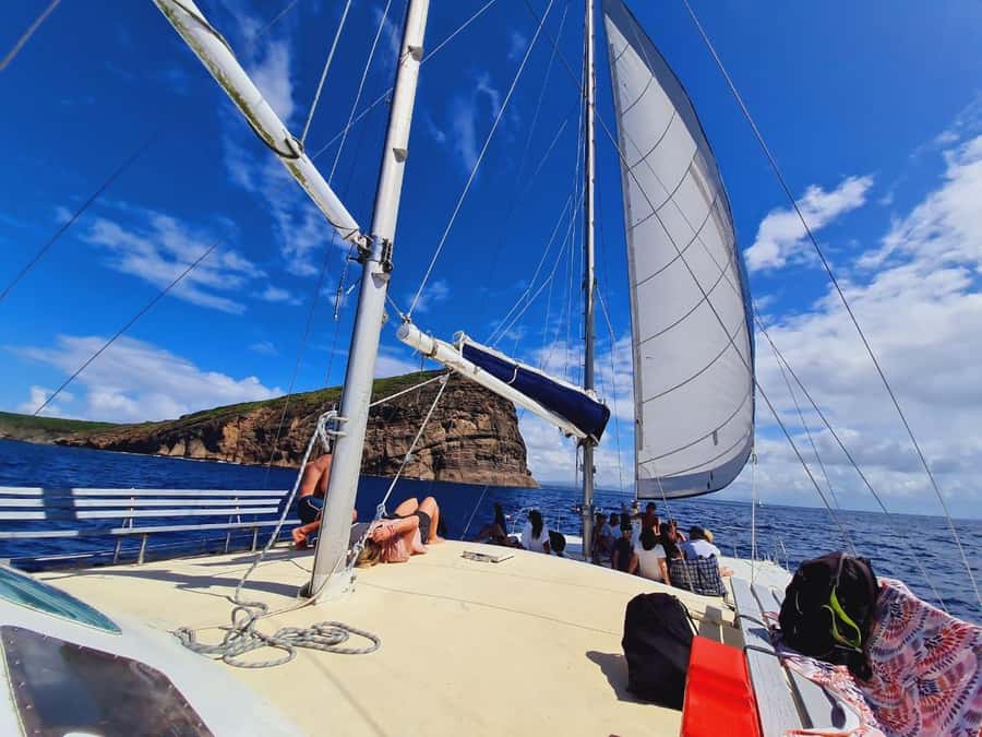 GBaie: 3 North Islands Cruise, Lunch & CoindeMire Snorkeling - Ilot Gabriel offers more island time