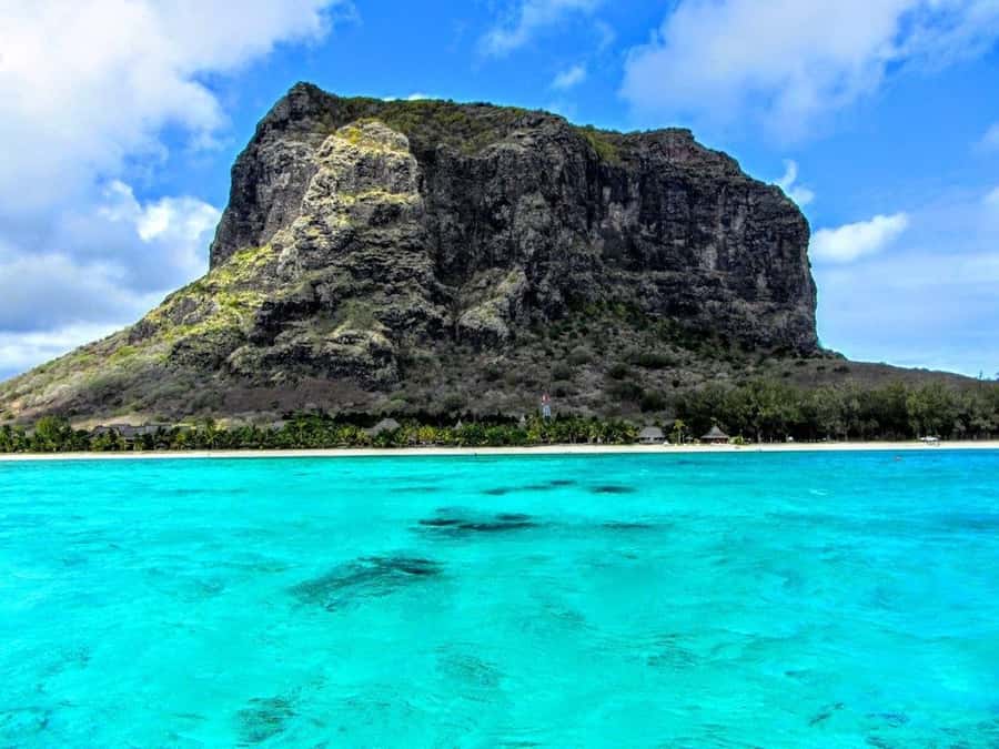 Hike Le Morne & Explore the Southwest (With Transportation) - Maconde Viewpoint and the famous road bend