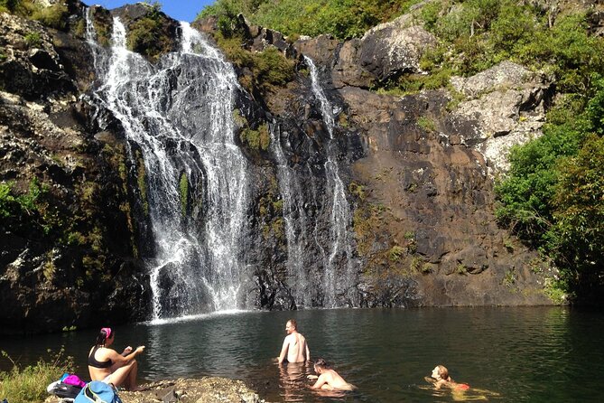 Hiking Trip Full-Day: The Magnificent 7 Waterfalls Sept Cascades including Lunch - How hard is the hike in practical terms?