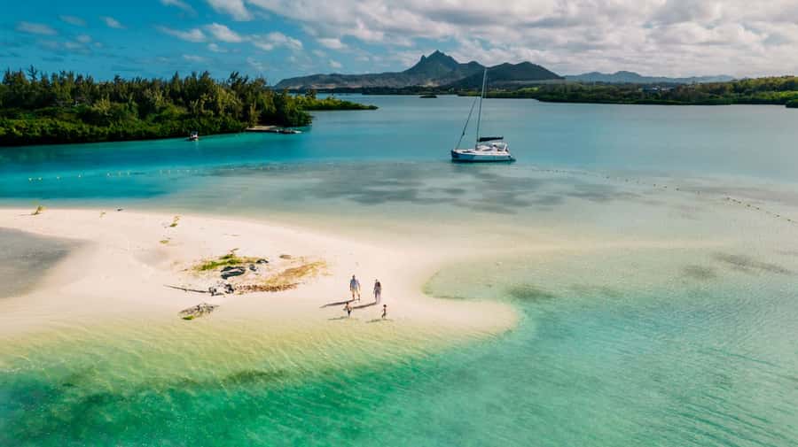 Ile Aux Cerfs: Catamaran Cruise, island, waterfalls, Lunch - Setting Off From Trou dEau Douce