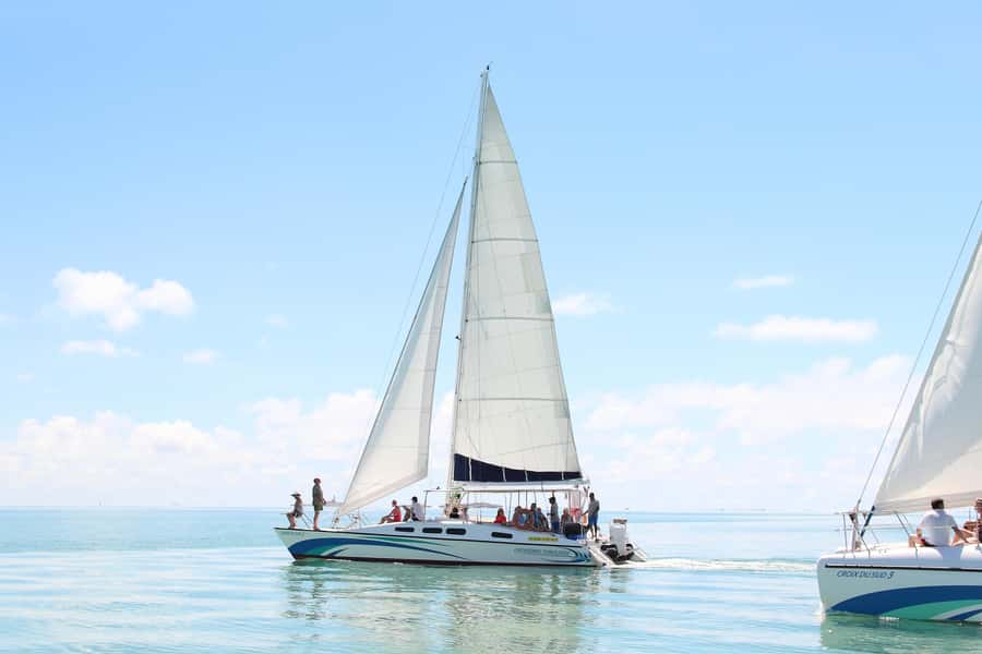 Ile Aux Cerfs Catamaran Cruise sailing from Mahebourg - Ile aux Cerfs and its famous beach setting