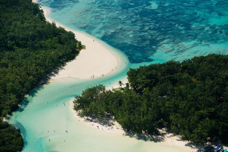 Ile aux Cerfs Speedboat Trip & Transport: Private or Shared - Key points to know before booking