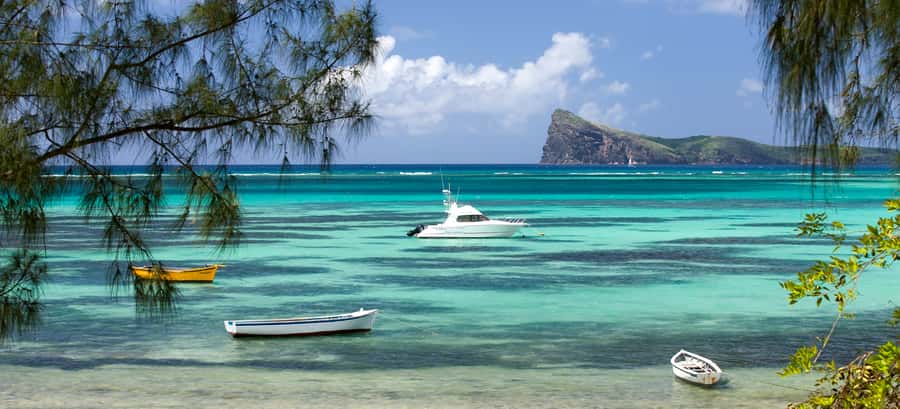 Ilot Gabriel: Catamaran Cruise & BBQ Lunch - Practical Packing and Booking Advice