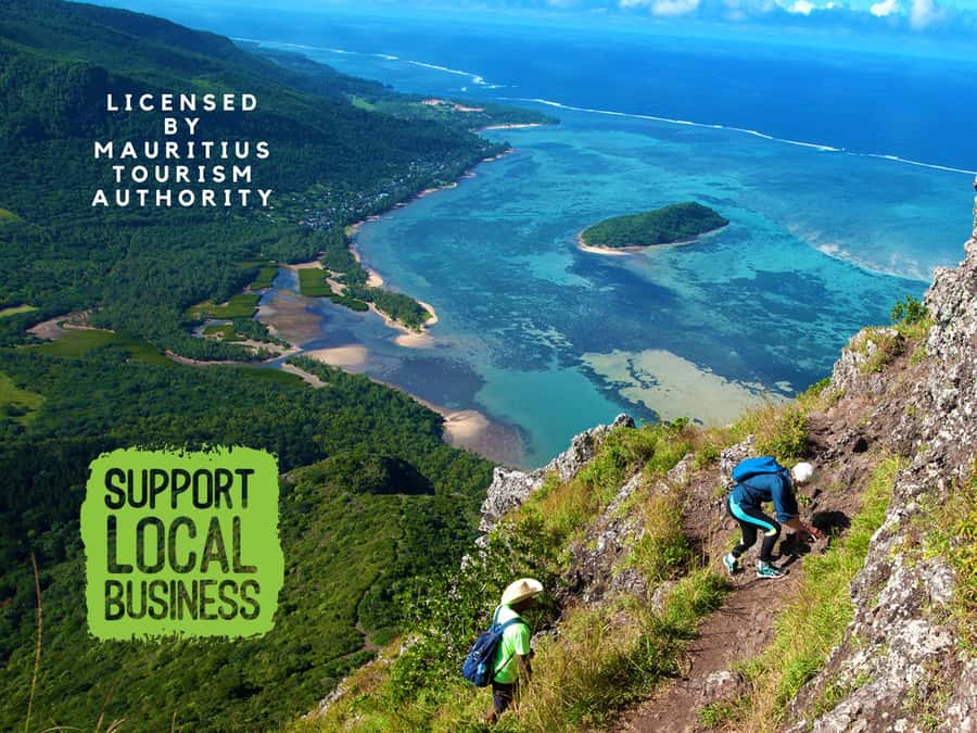Le Morne Brabant: UNESCO Mountain Hike & Local Guides - The first section: a steady start through mountain country