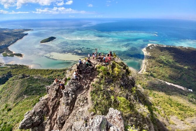 Le Morne Mountain: Guided Hike With Our Professional Local Guides - Key points at a glance