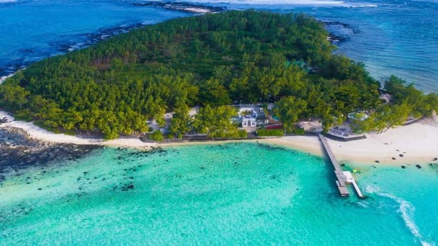 Mahebourg: L'île des Deux Cocos Island Boat Tour with Lunch - Key points to know before you book