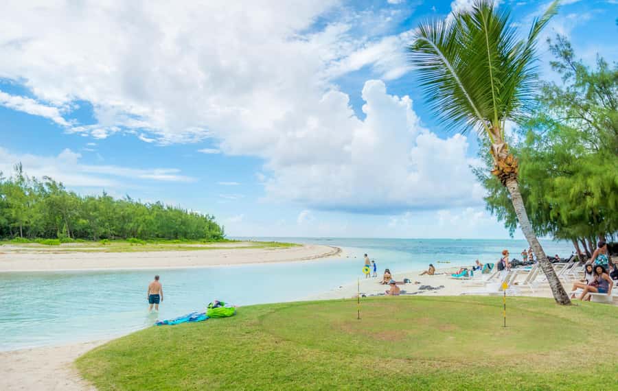 Mauritius: 5 East Coast Islands Tour with Snorkeling & Lunch - Starting at Ile aux Cerfs