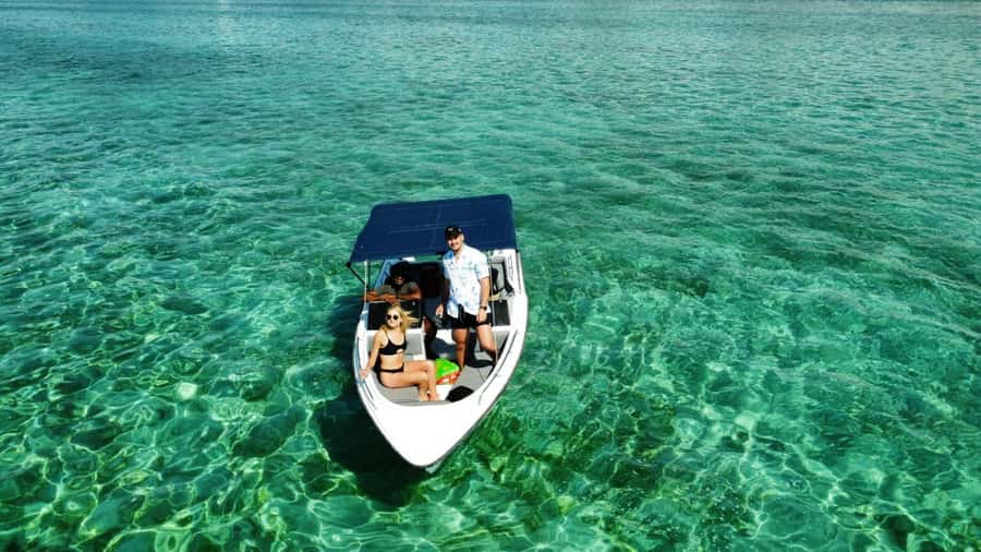 Mauritius 5 Islands Hopping Tours - PRIVATE BOAT - A Speedboat Ride to Grand River South East