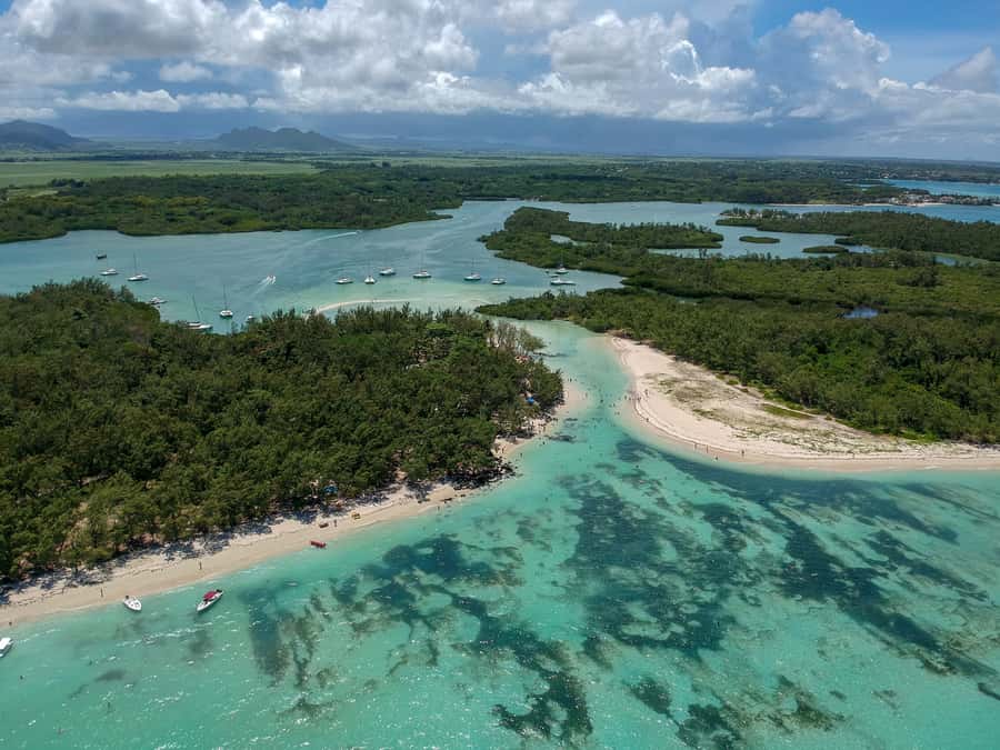 Mauritius: Boat trip to Ile aux Cerfs with Lunch/waterslide - Who will enjoy this cruise most?