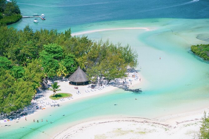Mauritius: Catamaran Cruise to Ile Aux Cerfs with BBQ Lunch - Time on the beaches of Ile aux Cerfs