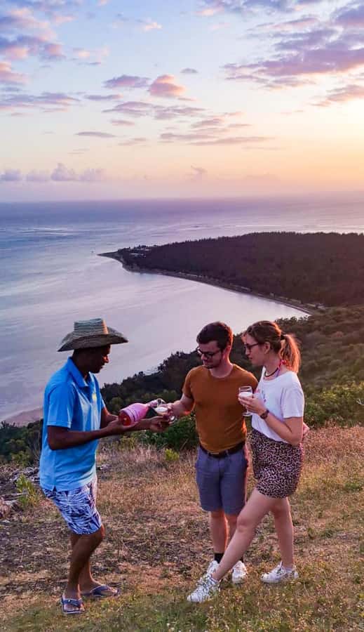 Mauritius: Exclusive Le Morne Sunset Hike & Aperitivo - The 45-minute walk back after dark