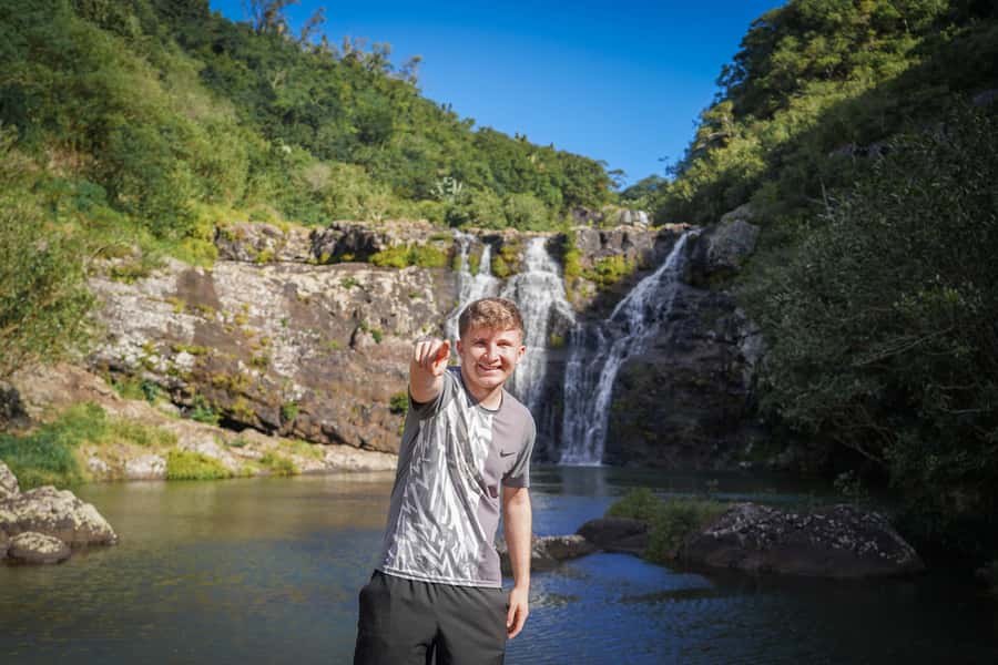 Mauritius: Exploring the Tamarind Falls with a Guide - Swimming at the waterfalls