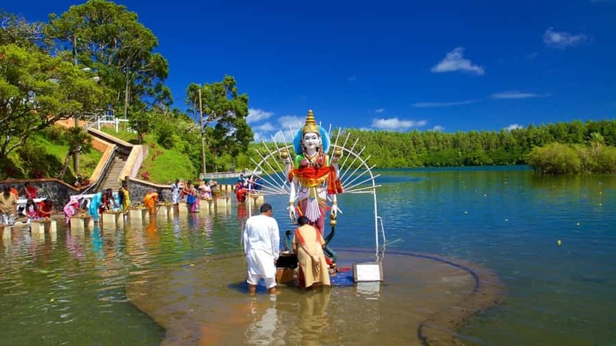 Mauritius: Full Day Private Tour of the South - What the guides add to the day