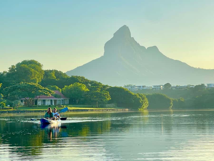 Mauritius: Guided Kayak Tour on Tamarin River - Local stories make the slow pace worthwhile
