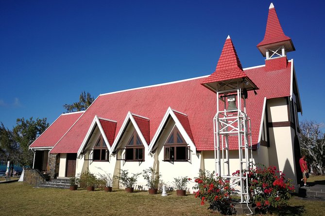 Mauritius Guided North Tour (Private) - Cap Malheureux and the red-roofed chapel