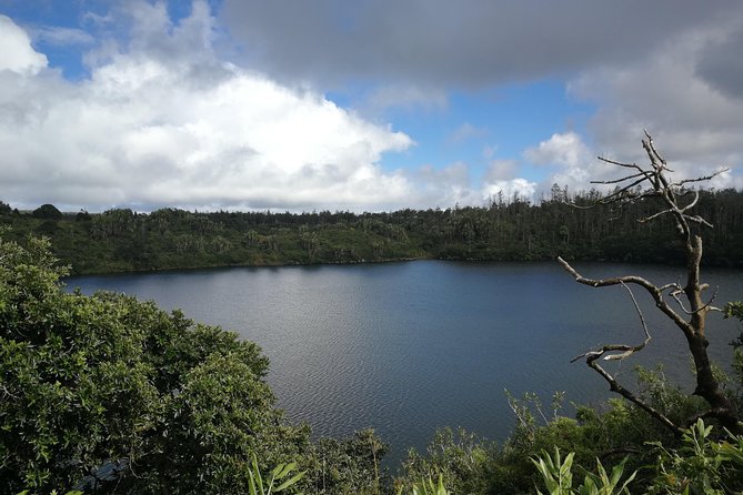 Mauritius Guided Southwest tour (Private) - Chamarel’s colored earth and extra entrance fees
