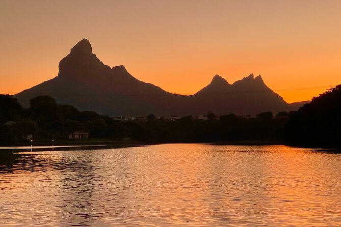Mauritius: Guided Sunrise Kayak Tour on the Tamarin River - Watching the sunrise behind Rempart and 3 Mamelles