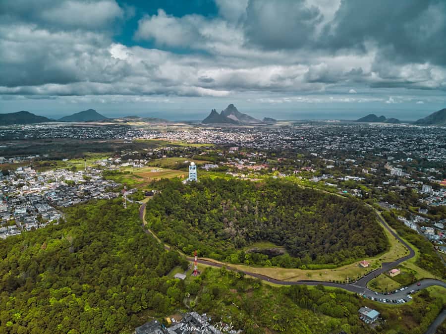Mauritius: Guided Trip to the Southwest with Safari Tour - Trou Aux Cerfs and the central highlands