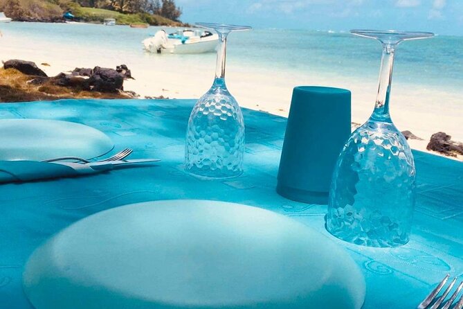 Mauritius : Ile Aux Cerfs 3 islands Speed Boat Trip with BBQ - What the $88.81 price really includes
