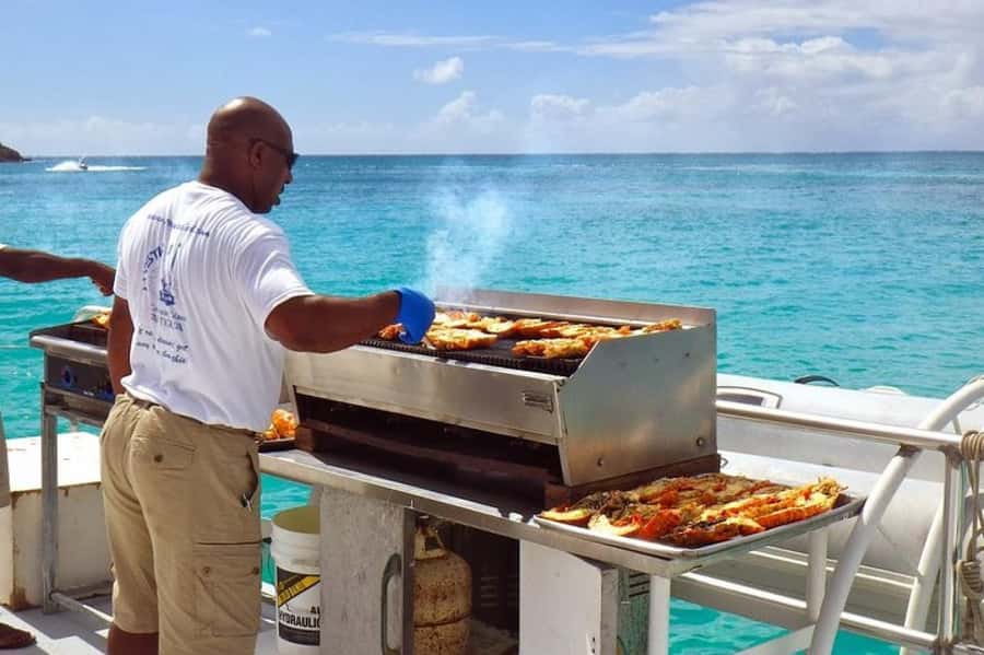 Mauritius: Ile Aux Cerfs Catamaran Trip w/ Lunch & Transfer - The sail back to Trou D’Eau Douce