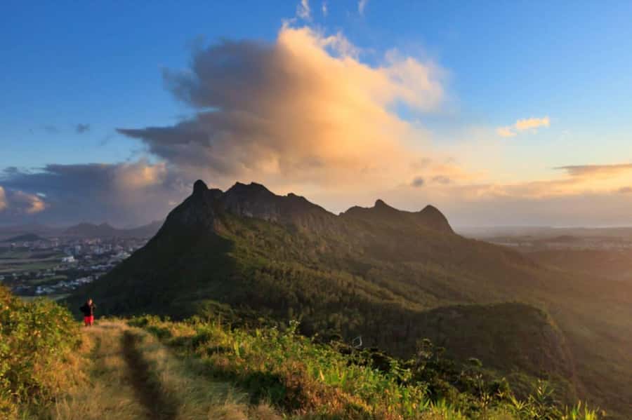 Mauritius: Le Pouce Guided Hiking Experience with a local - Stories that give the route a local voice