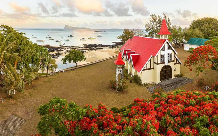 Mauritius: Port Louis and Northern Highlights Full-Day Trip - Port Louis Central Market: eat, browse, and watch your belongings