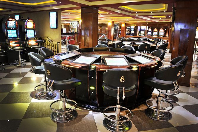 Mauritius Private Night Tour: Romantic dinner, Entertainments & Night lounge - Grand Baie brings the music and late-night finish