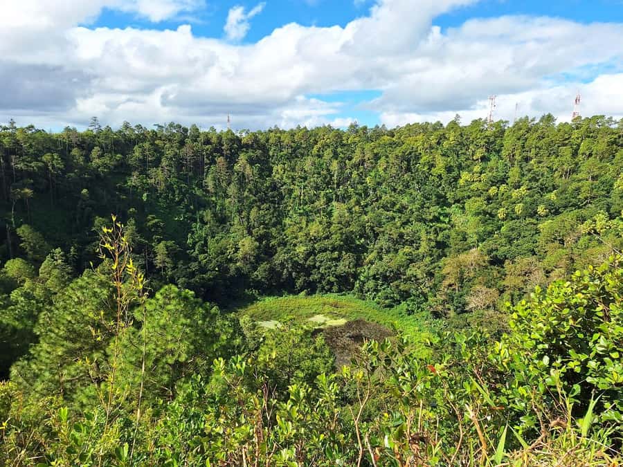 Mauritius: Private South Day Tour with Hotel Transfer - Vallé Advenature Park and the 23 Colored Earth