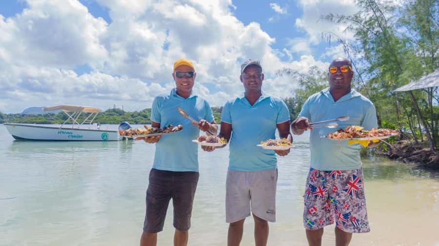 Mauritius: Speedboat Ile aux Cerfs, GRSE Waterfall, BBQ, Bar - Is $70 a fair price?