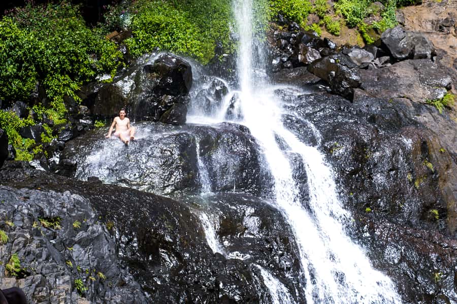 Mauritius: The Iconic Waterfalls hike + Mauritian picnic - A Mauritian picnic after the climb