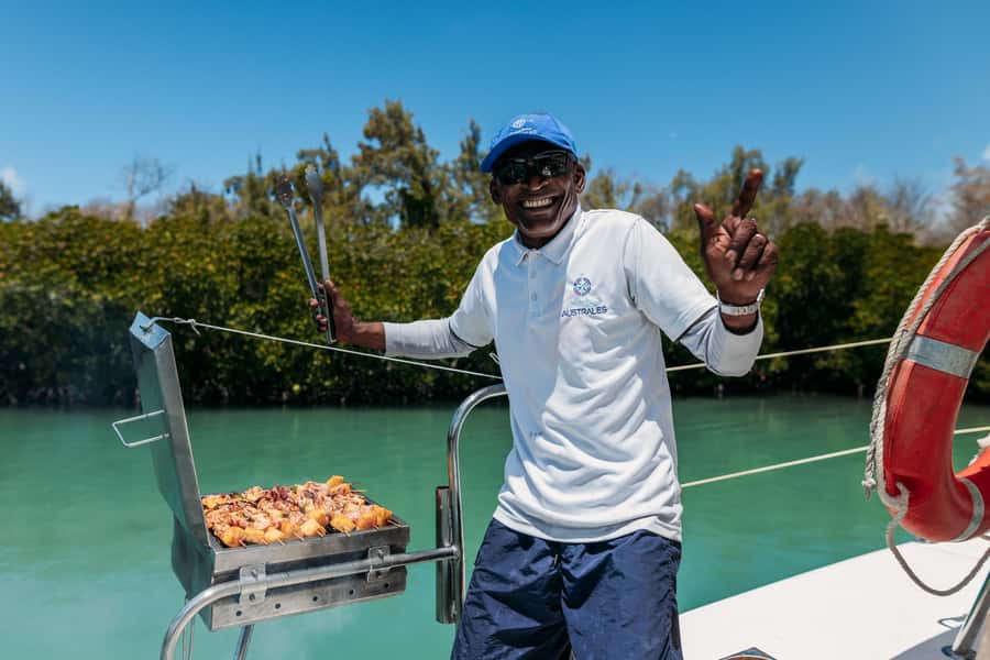 North East of Mauritius: Catamaran Cruise w/ BBQ Lunch - Key points to know before booking