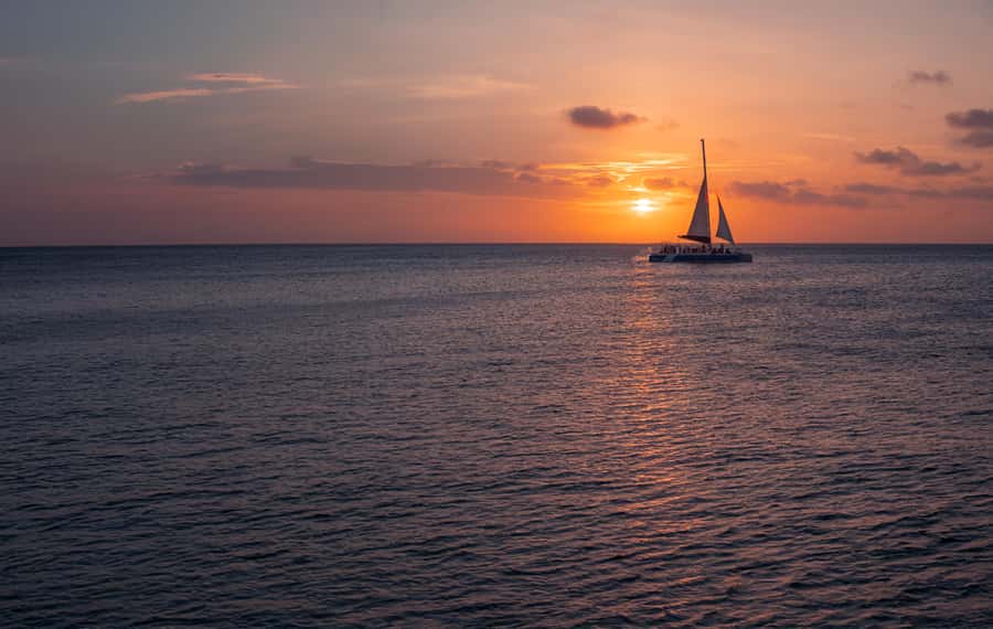 North of Mauritius: Sunset Catamaran Cruise, Drinks & Snacks - Who will get the most from this experience